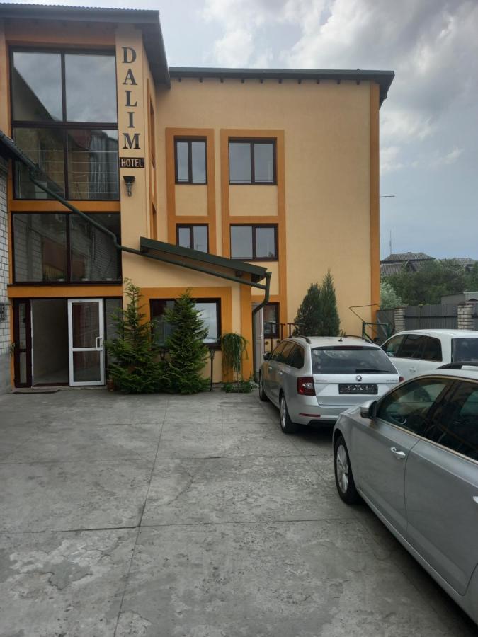 Dalim Hotel Duliby Buitenkant foto