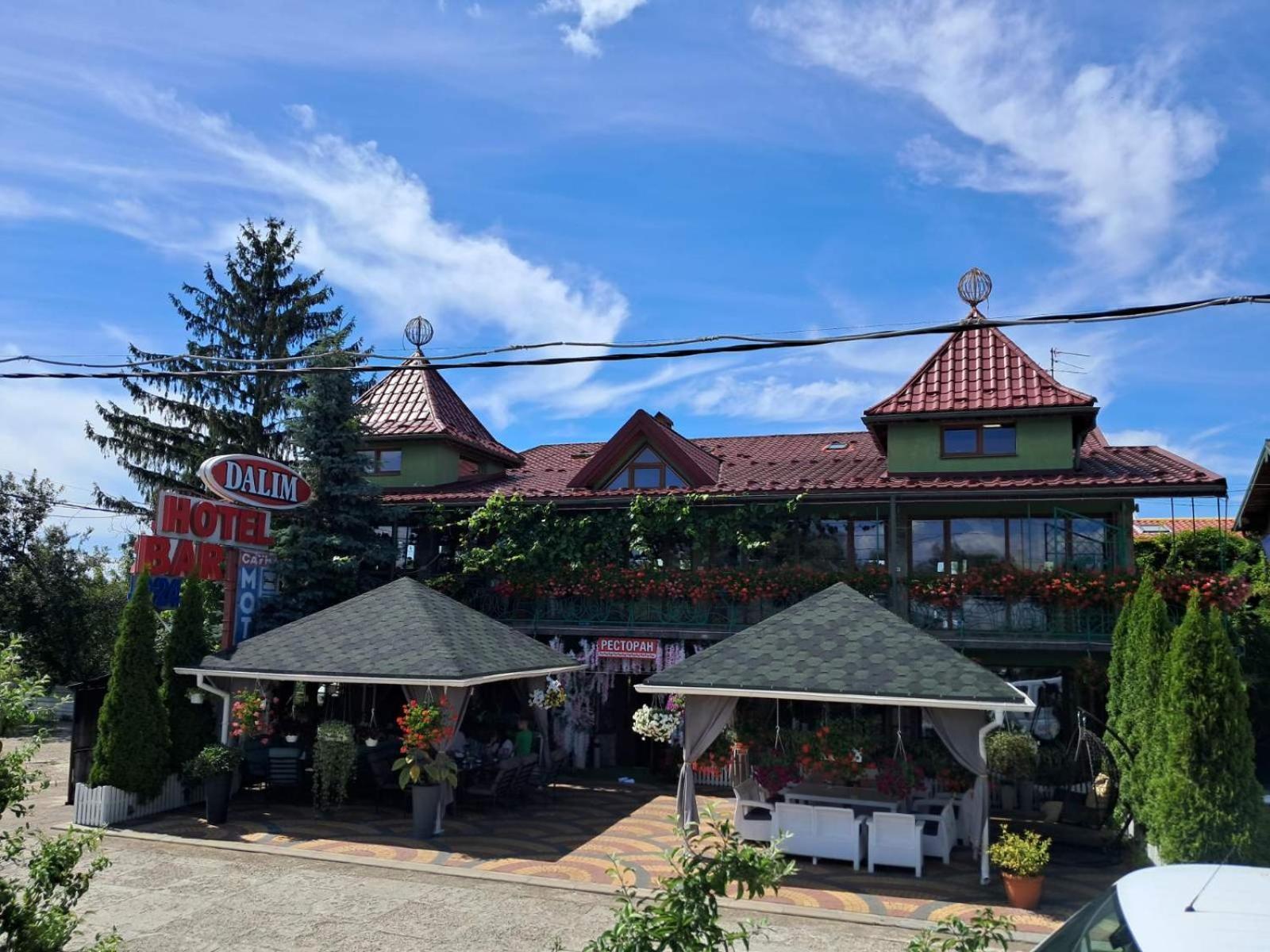 Dalim Hotel Duliby Buitenkant foto